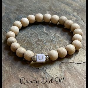 NWT Handmade Candy Did It! Wood Bead Letter U Initial Bracelet